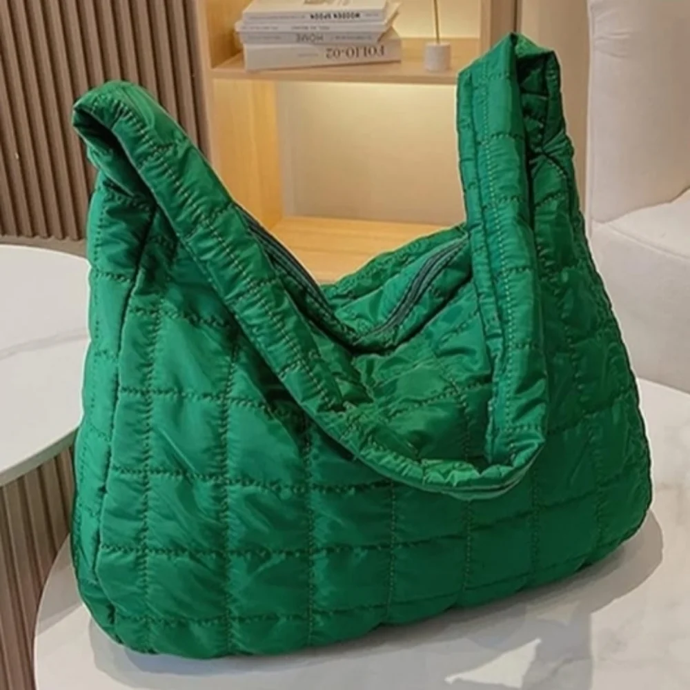 Quilted hobo Green bag with quilted details large capacity shoulder bags